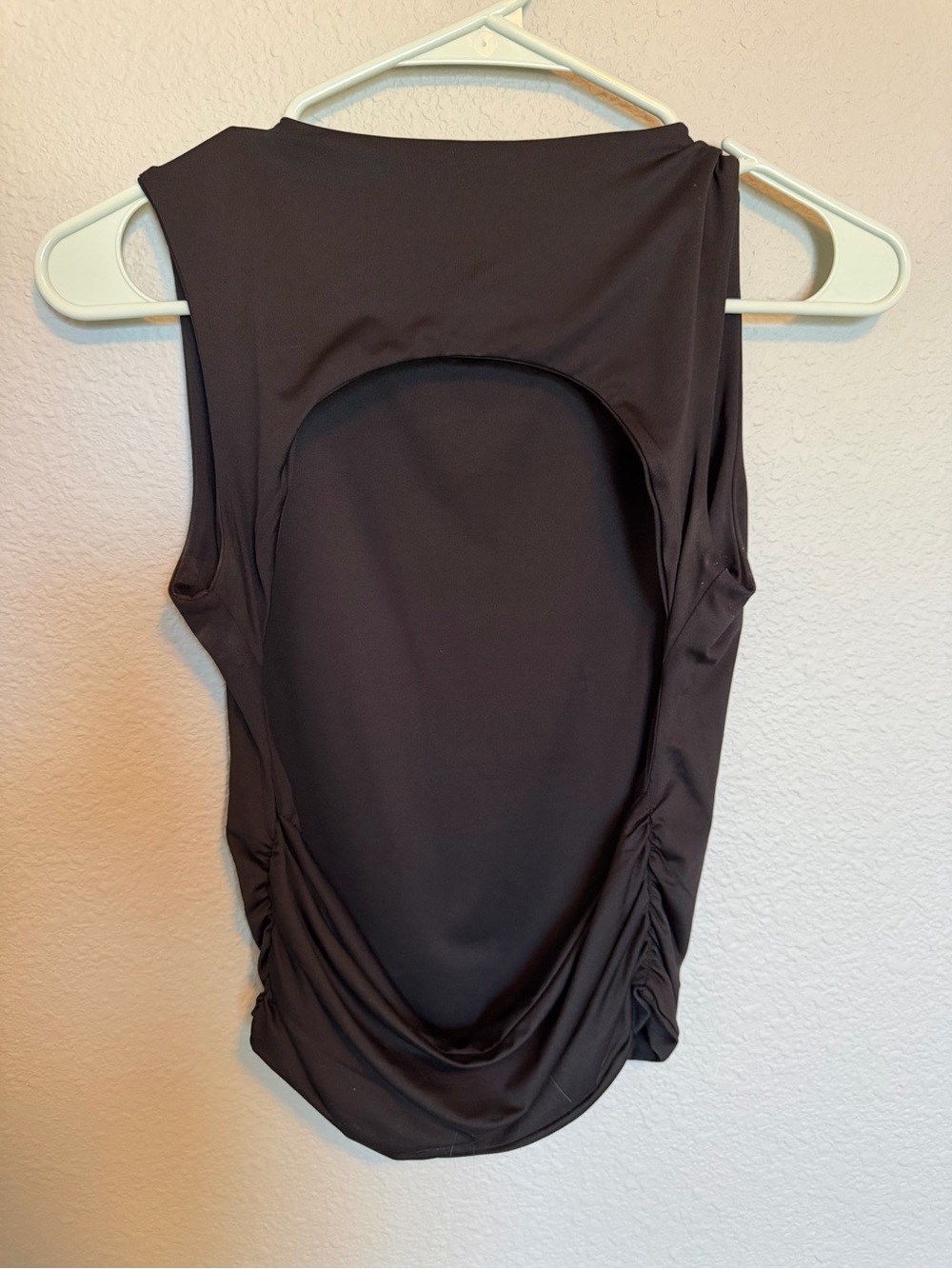 Amazon Black Cutout Back Women's Tank Top